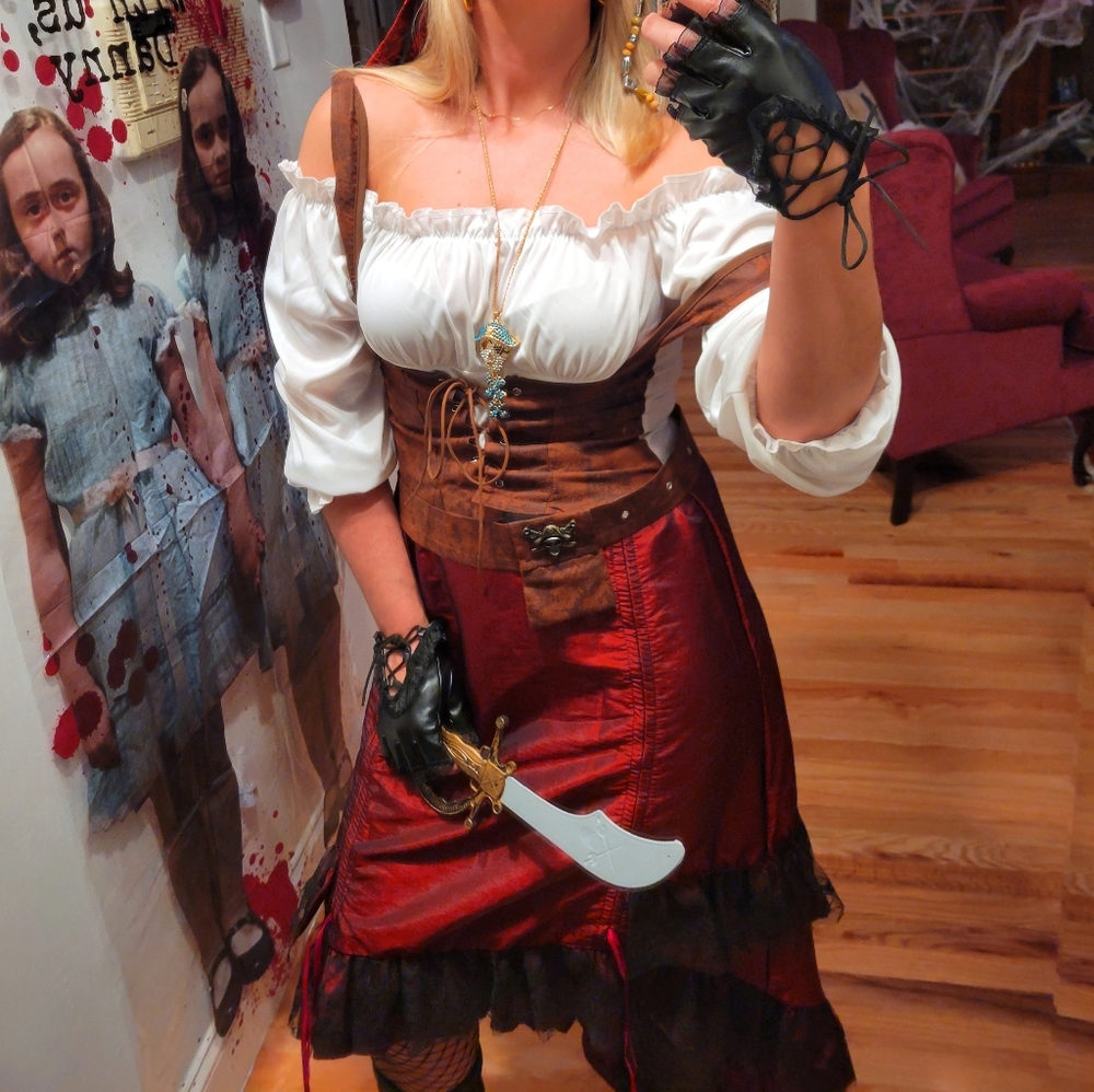 Pirate Halloween suit, sz M - Picture 2 of 3